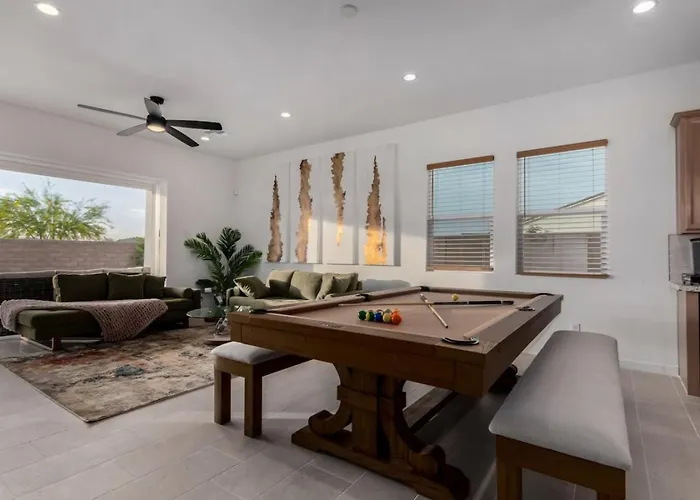 Luxe 4br Retreat With Pool, Hot Tub And Sunset Views Liberty