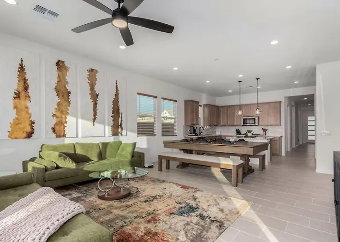 Luxe 4br Retreat With Pool, Hot Tub And Sunset Views Holiday home *