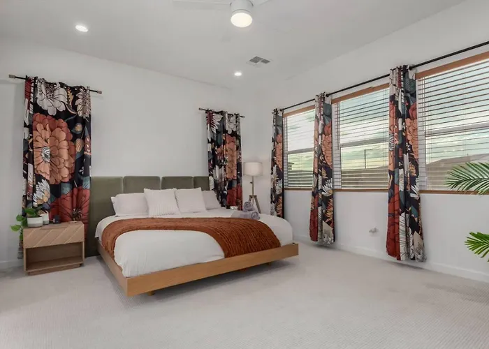 Holiday home Luxe 4br Retreat With Pool, Hot Tub And Sunset Views Liberty