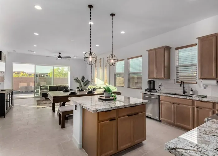 Holiday home Luxe 4br Retreat With Pool, Hot Tub And Sunset Views Liberty