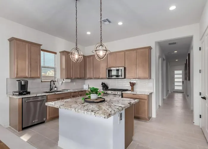 Luxe 4br Retreat With Pool, Hot Tub And Sunset Views *