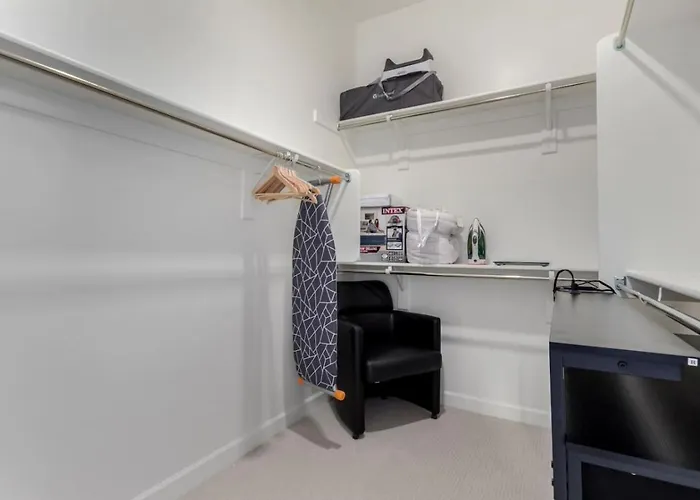 Luxe 4br Retreat With Pool, Hot Tub And Sunset Views Holiday home *