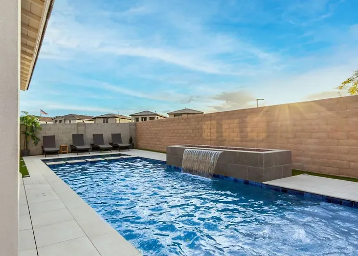 Luxe 4br Retreat With Pool, Hot Tub And Sunset Views Holiday home *