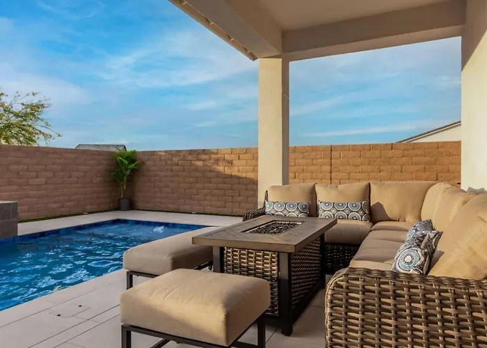 Luxe 4br Retreat With Pool, Hot Tub And Sunset Views