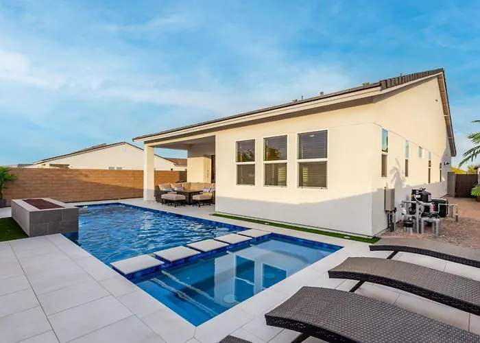Luxe 4br Retreat With Pool, Hot Tub And Sunset Views Holiday home *